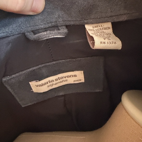 Valerie Stevens Gray Leather Jacket - Picture 9 of 10